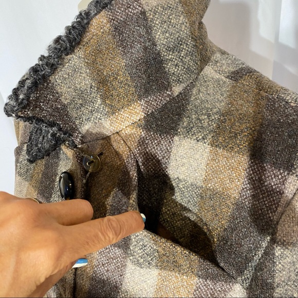 Hessli’s Vintage Pea Coat Wool Jacket - Picture 13 of 16